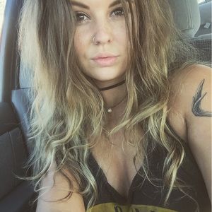 Meet your Posher, Savanna